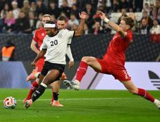 TK体育-德布劳内在瑞士队比赛中出色防守，逆转引发热议！的简单介绍