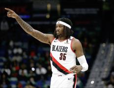 TK体育直播-关于波特兰开拓者训练开放日，转会期远射贴柱引欢呼，NBA季后赛在即，轮换策略成焦点的信息