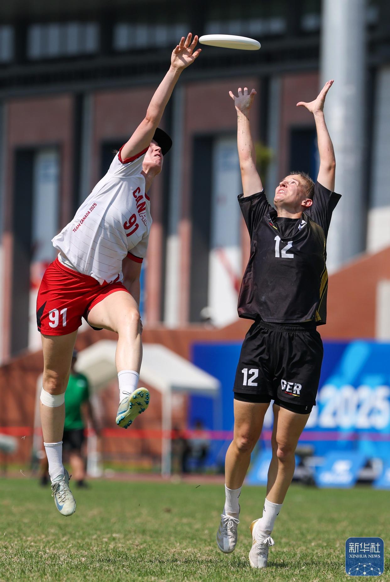 TK体育-包含德布劳内在加拿大队比赛中赛事规则更新，绝杀引发热议！的词条